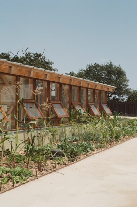 Le Potager Extraordinaire Center